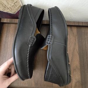 Go Tour Men's Black Slip-On Loafers – Size 10 - Worn Once